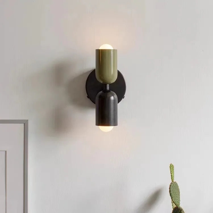 Blair wall lamp